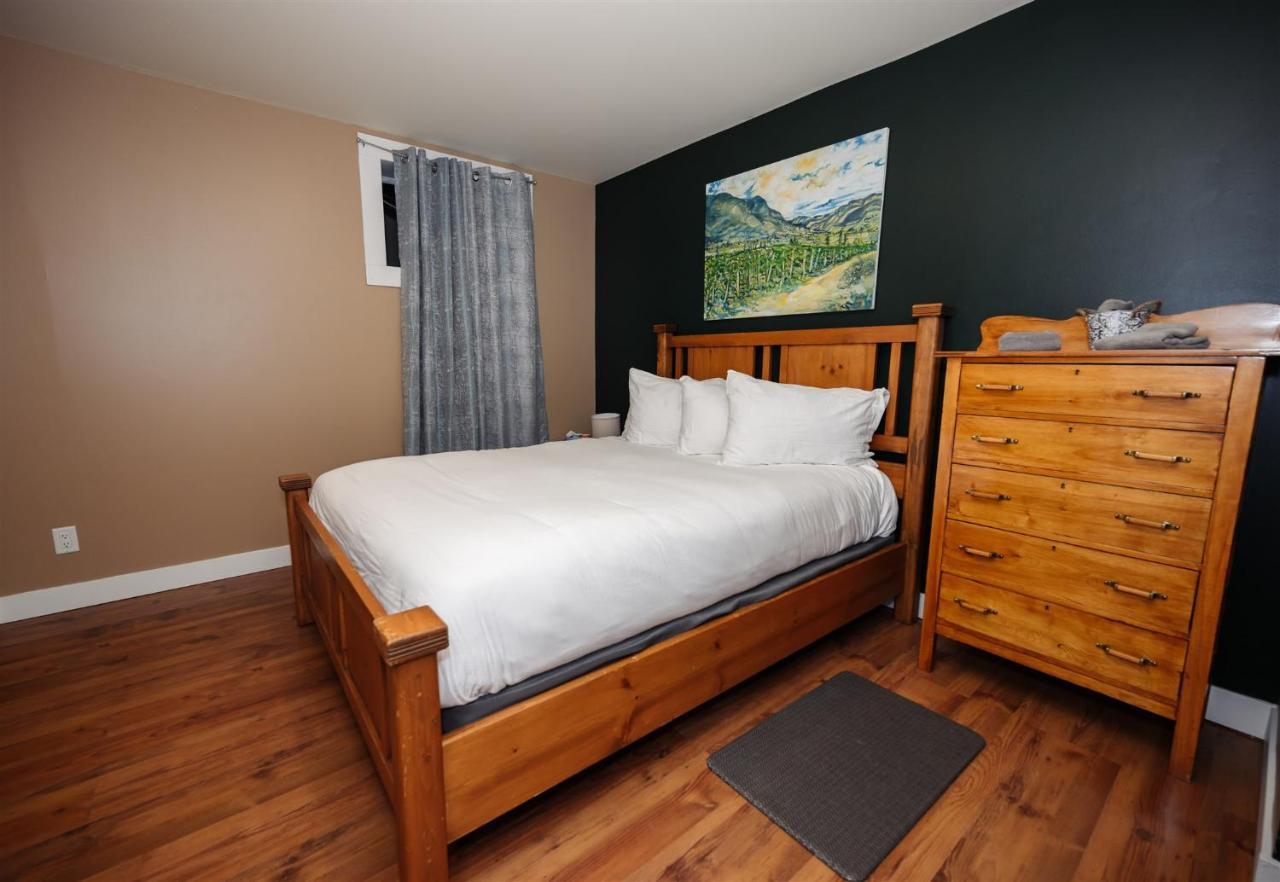 Similkameen Wild Resort & Winery Retreat 오소유스 외부 사진