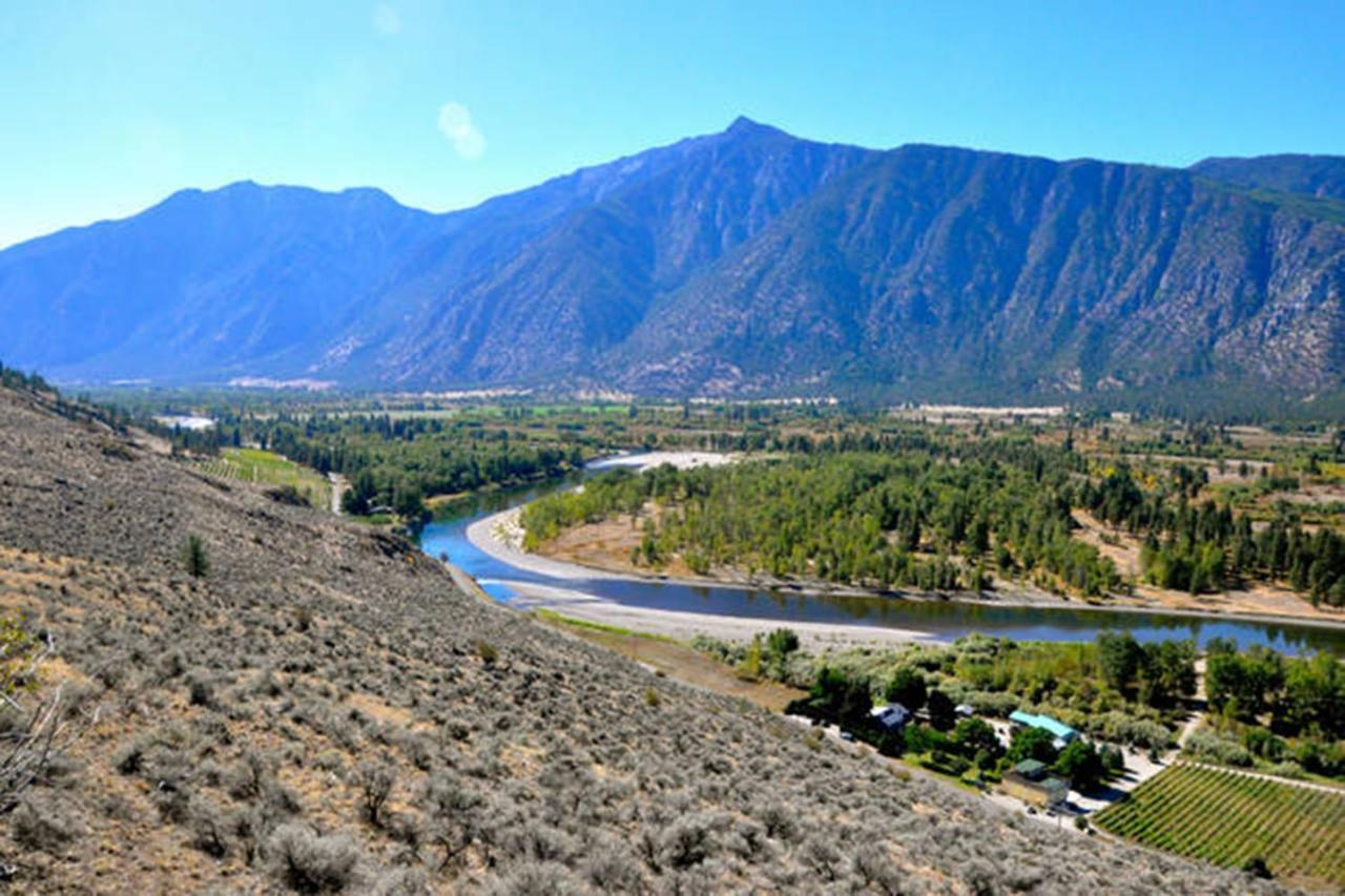 Similkameen Wild Resort & Winery Retreat 오소유스 외부 사진